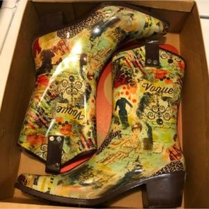 rain boots BOPS brand new never worn